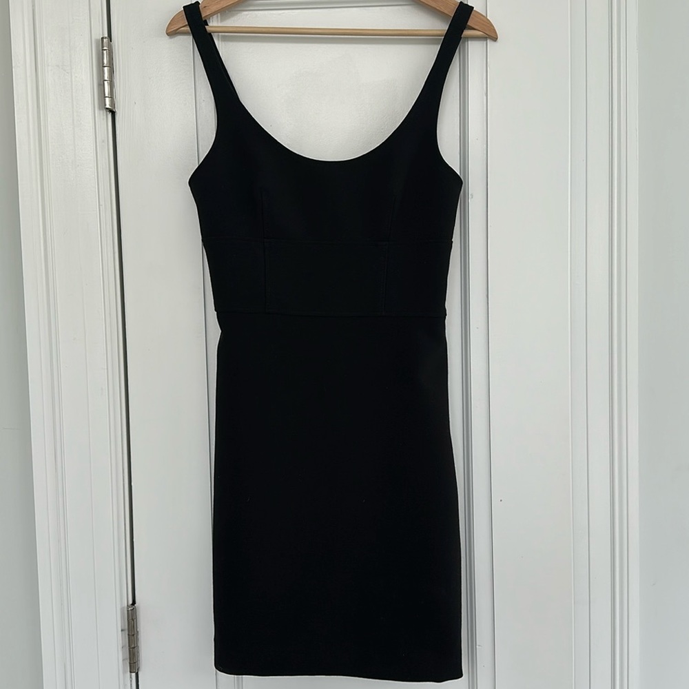 Elizabeth & James Black Backless Scuba Mini Dress Size 4